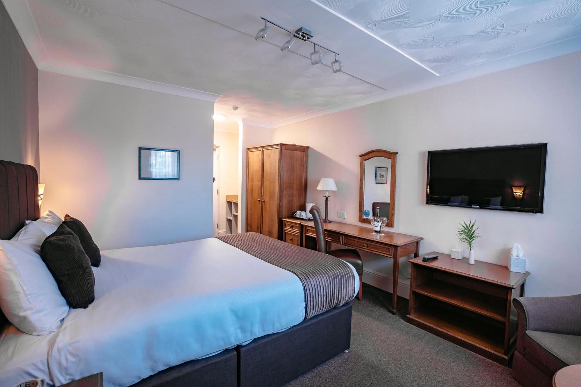 גרייבסנד Best Western Manor Hotel מראה חיצוני תמונה