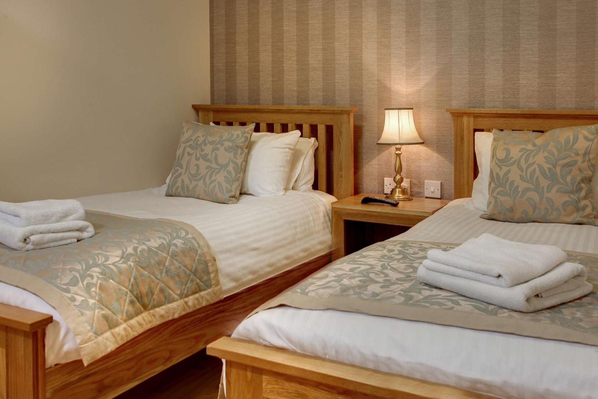 גרייבסנד Best Western Manor Hotel מראה חיצוני תמונה