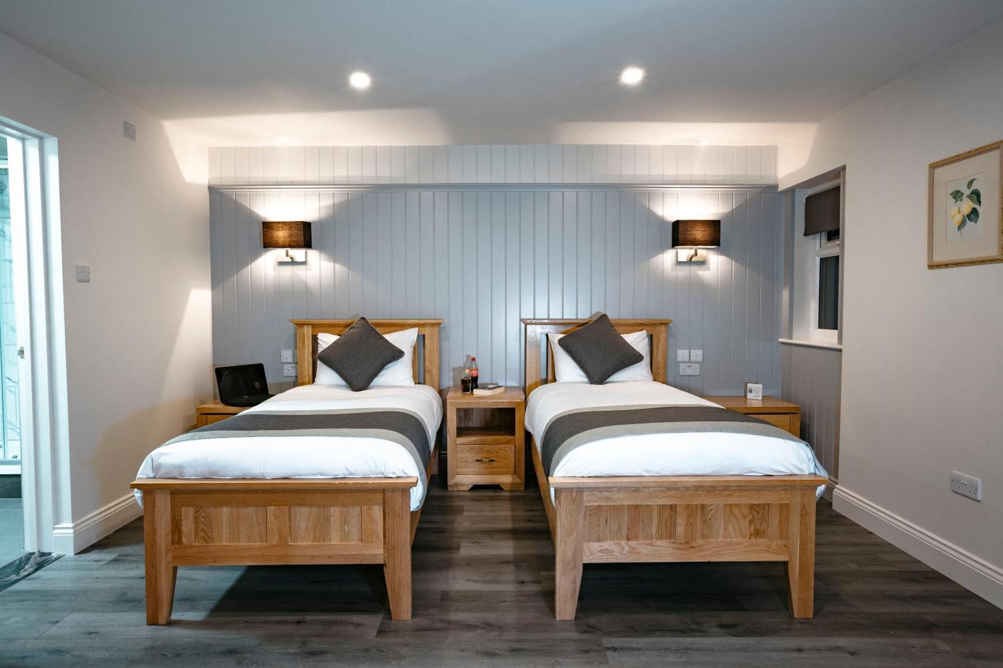 גרייבסנד Best Western Manor Hotel מראה חיצוני תמונה